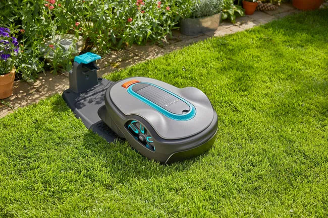 Robot tondeuse connecté GARDENA Sileno life 15101-26 Bluetooth, 750m²